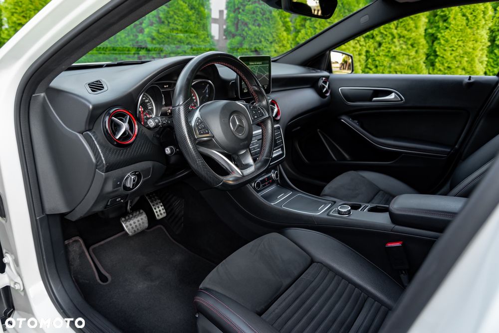 Mercedes-Benz Klasa A 250 Sport 7G-DCT - 19
