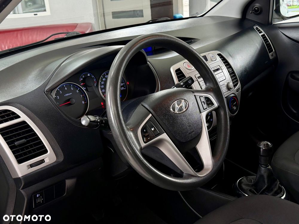 Hyundai i20 1.2 Classic + - 5