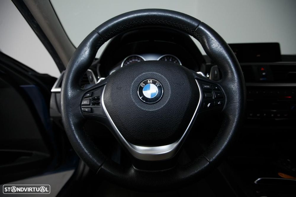 BMW 330 - 18