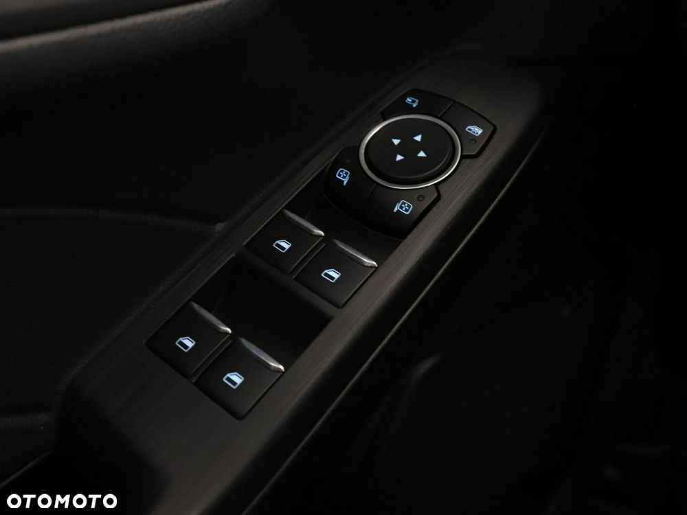 Ford Kuga 2.5 FHEV FWD Titanium eCVT - 36