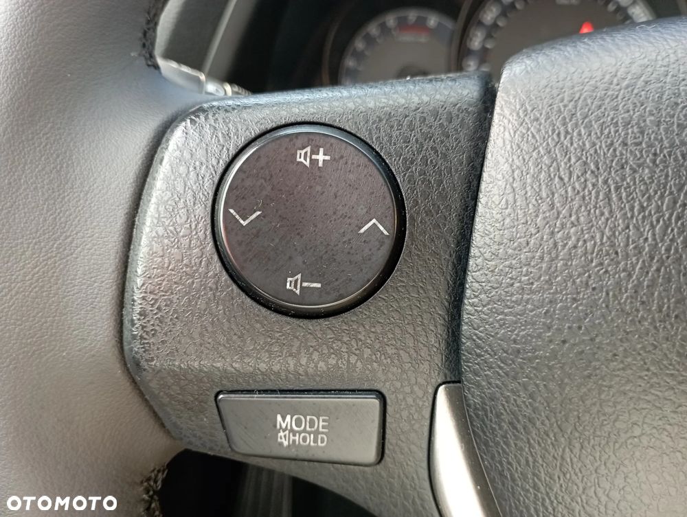Toyota Auris 1.33 VVT-i Life Comfort - 17