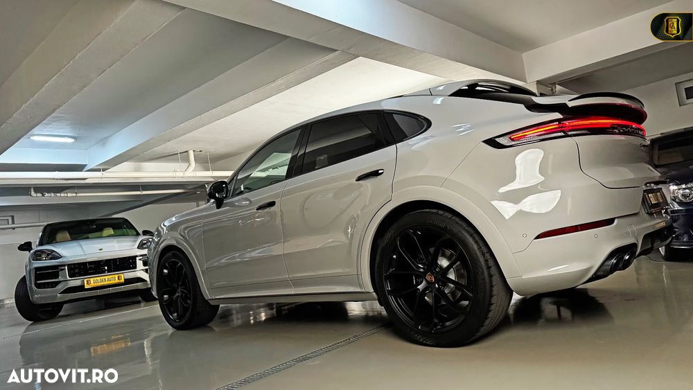 Porsche Cayenne Coupe - 4