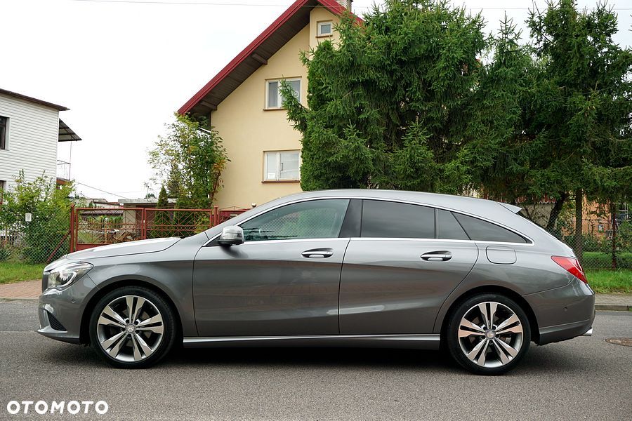 Mercedes-Benz CLA 180 Peak Edition - 9