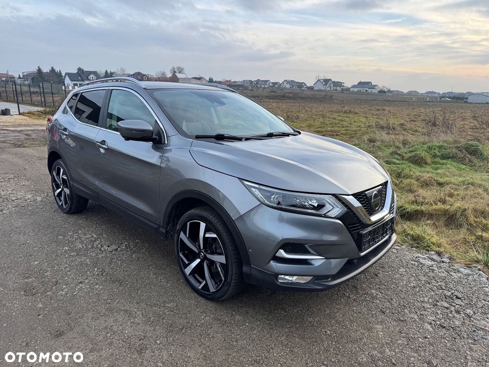 Nissan Qashqai 1.6 DCi TEKNA+ - 11