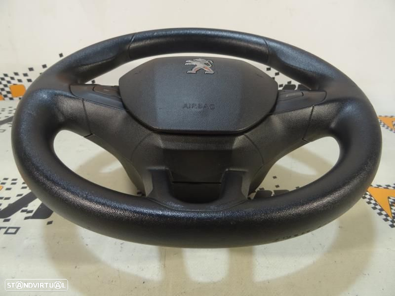 Volante Peugeot 208 - 3
