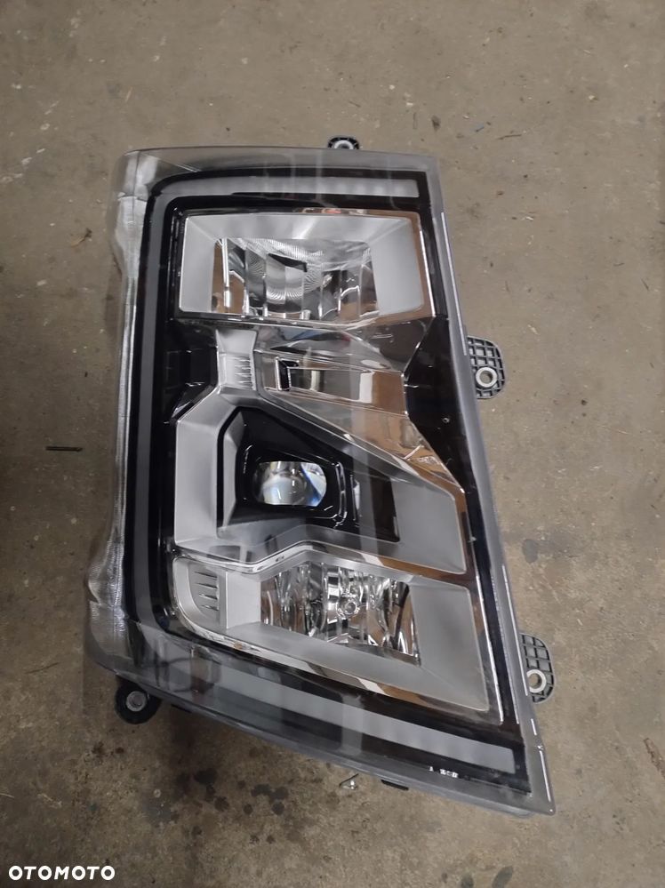 Reflektor lampa Ford F-max F max