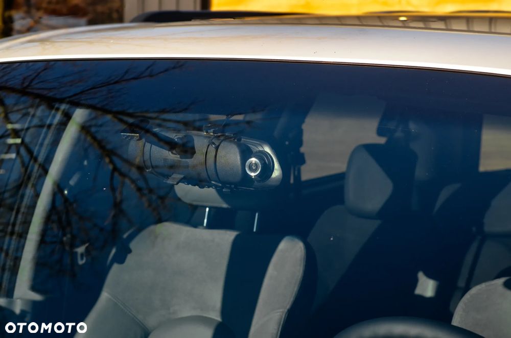 Chrysler Grand Voyager 3.3L LX - 7