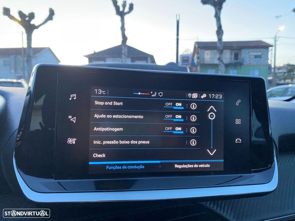 Peugeot 208 1.2 PureTech Active - 18