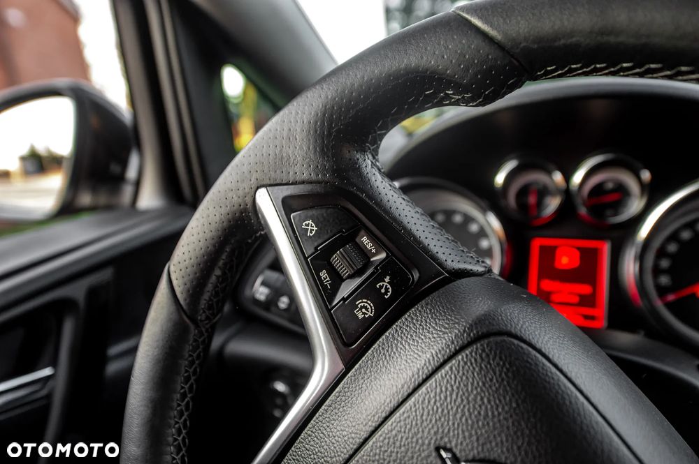 Opel Astra 1.4 Turbo Edition Sport - 37