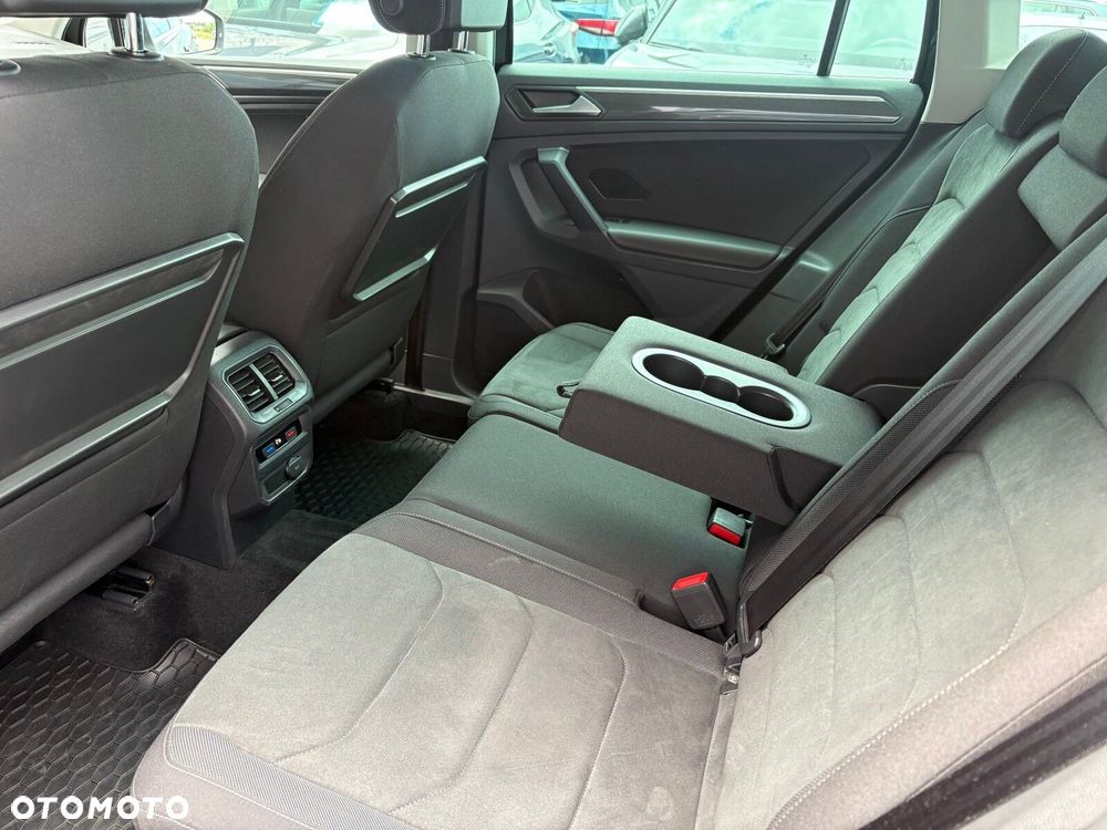 Volkswagen Tiguan - 15