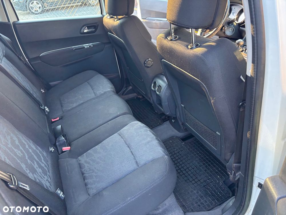 Peugeot 3008 1.6 HDi Trendy - 13