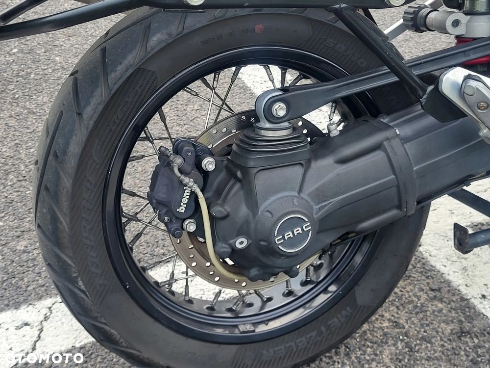 Moto Guzzi Stelvio - 11