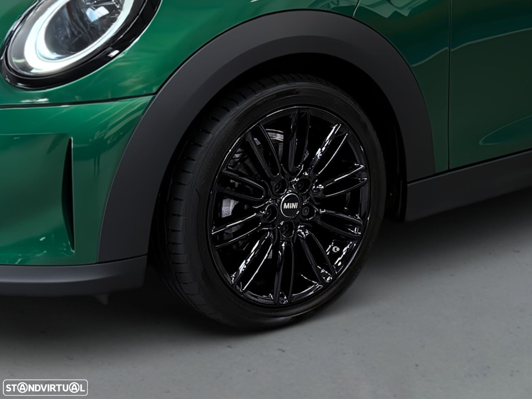MINI 5 Portas Cooper Premium Classic Auto - 4