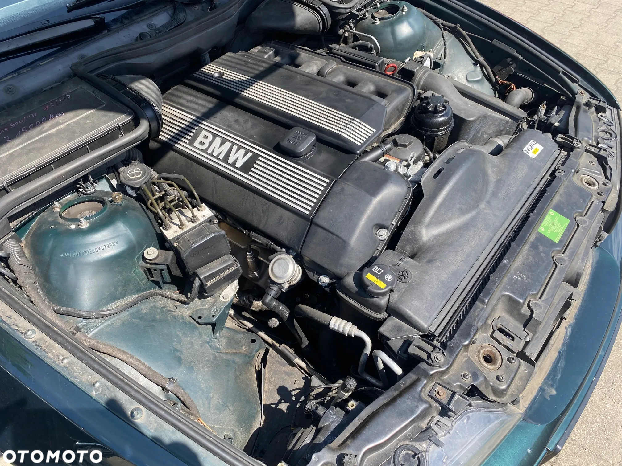 BMW Seria 5 520i - 39