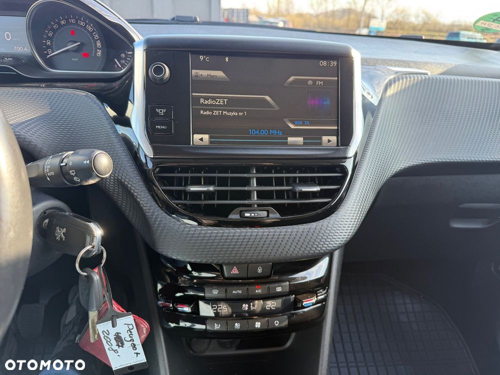 Peugeot 2008 120 VTI Allure - 24