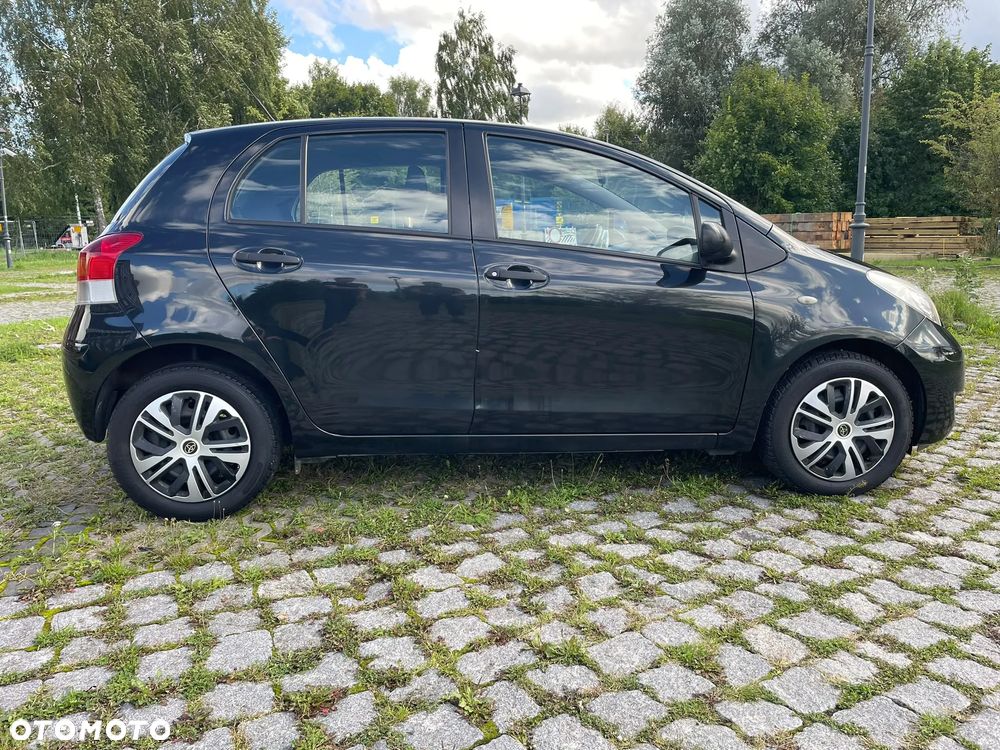 Toyota Yaris - 6