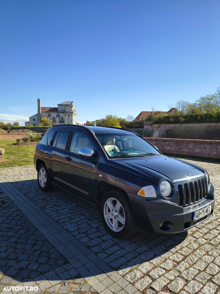 Jeep Compass - 4