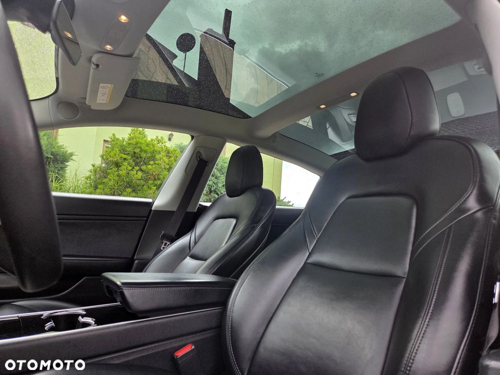 Tesla Model 3 Langstreckenbatterie Allradantrieb Dual Motor - 30