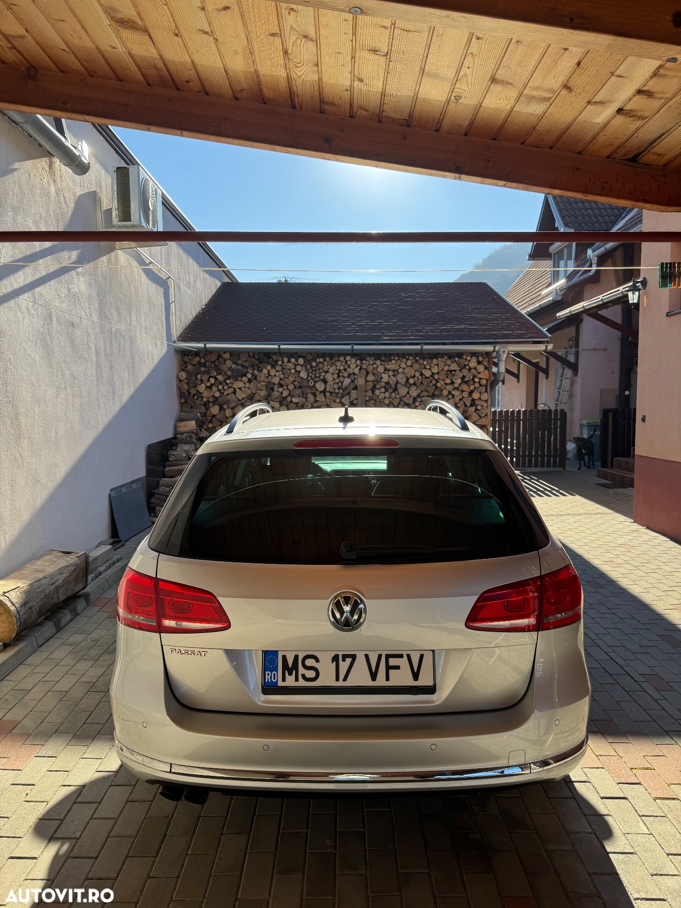 Volkswagen Passat Variant 2.0 Blue TDI SCR Comfortline - 3