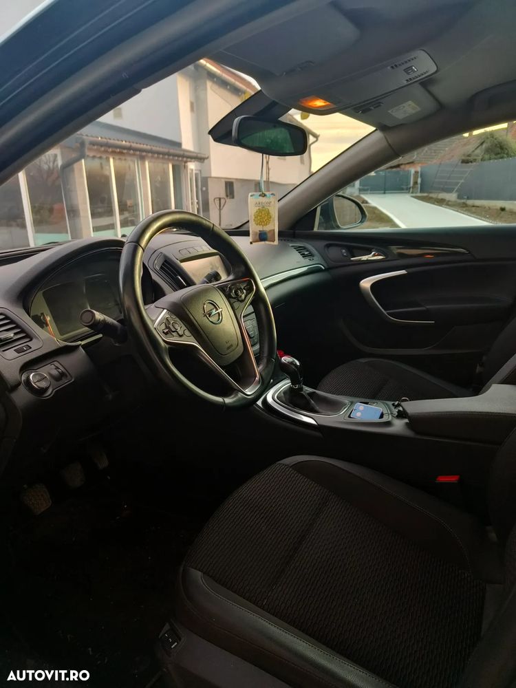 Opel Insignia 2.0 CDTI ECOTEC Start/Stop Cosmo - 6