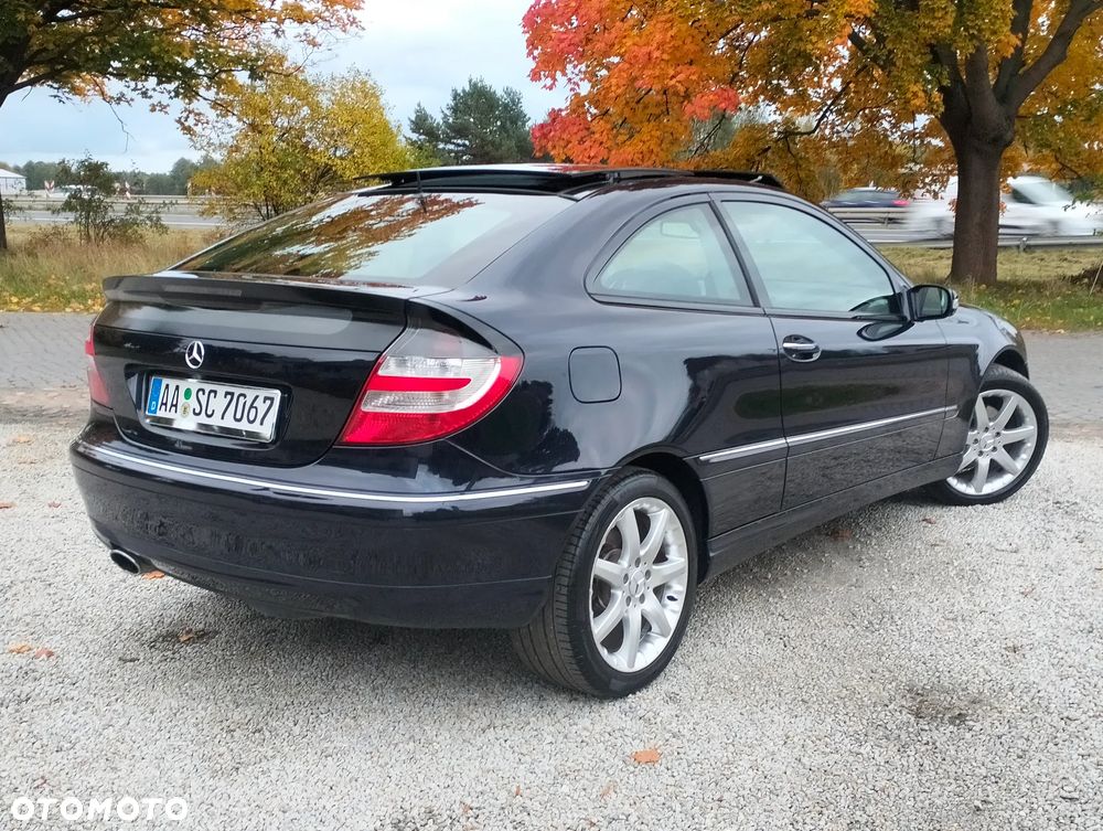 Mercedes-Benz Klasa C 180 Kompressor Sportcoupe Automatik Sport Edition - 6