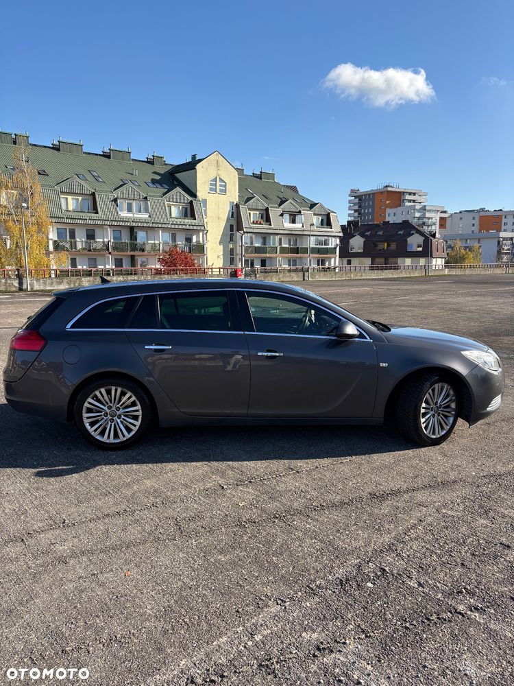 Opel Insignia 2011 photo 2