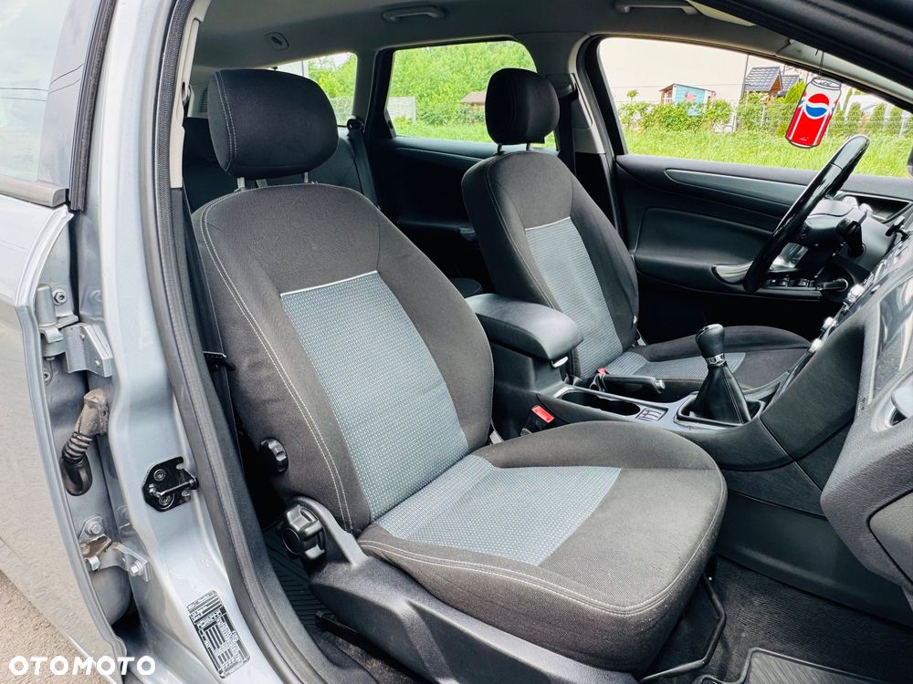 Ford Mondeo 1.6 Gold X - 10
