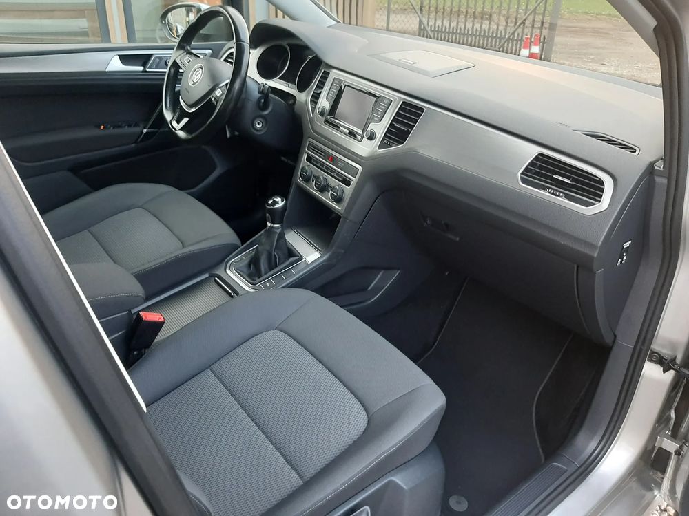 Volkswagen Golf Sportsvan 1.6 TDI BlueMotion Comfortline - 24