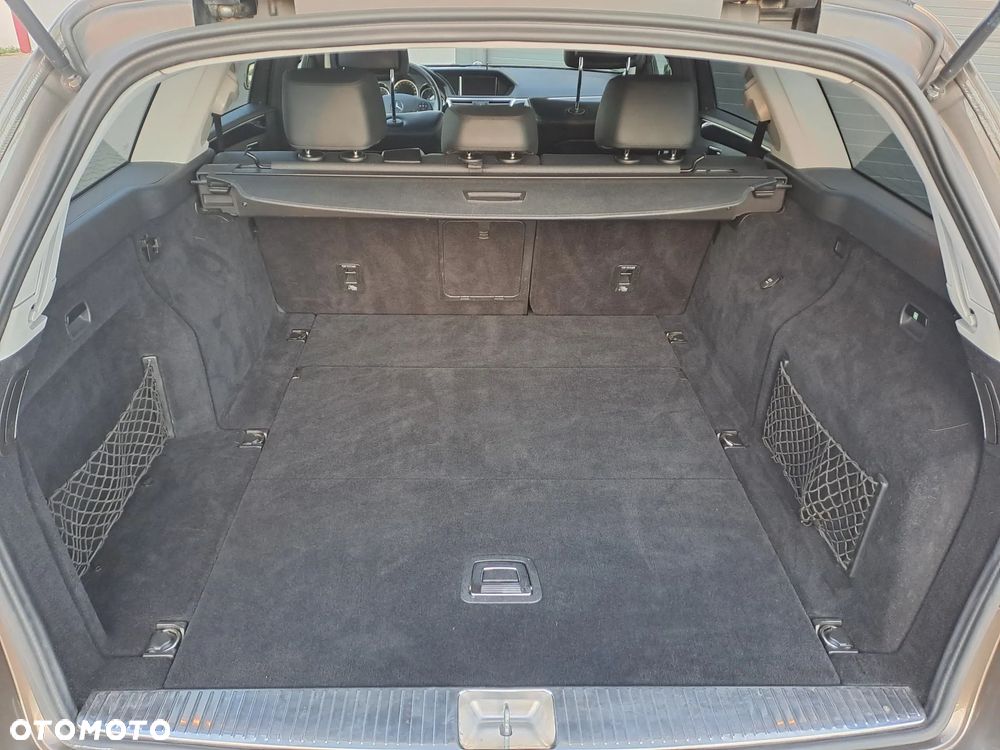 Mercedes-Benz Klasa E 350 CDI BlueEff - 9