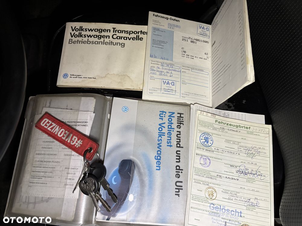 Volkswagen Transporter - 2