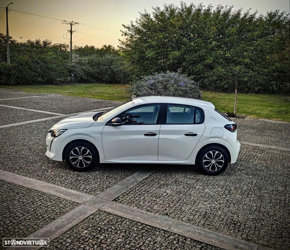 Peugeot 208 1.2 PureTech GT Line - 3