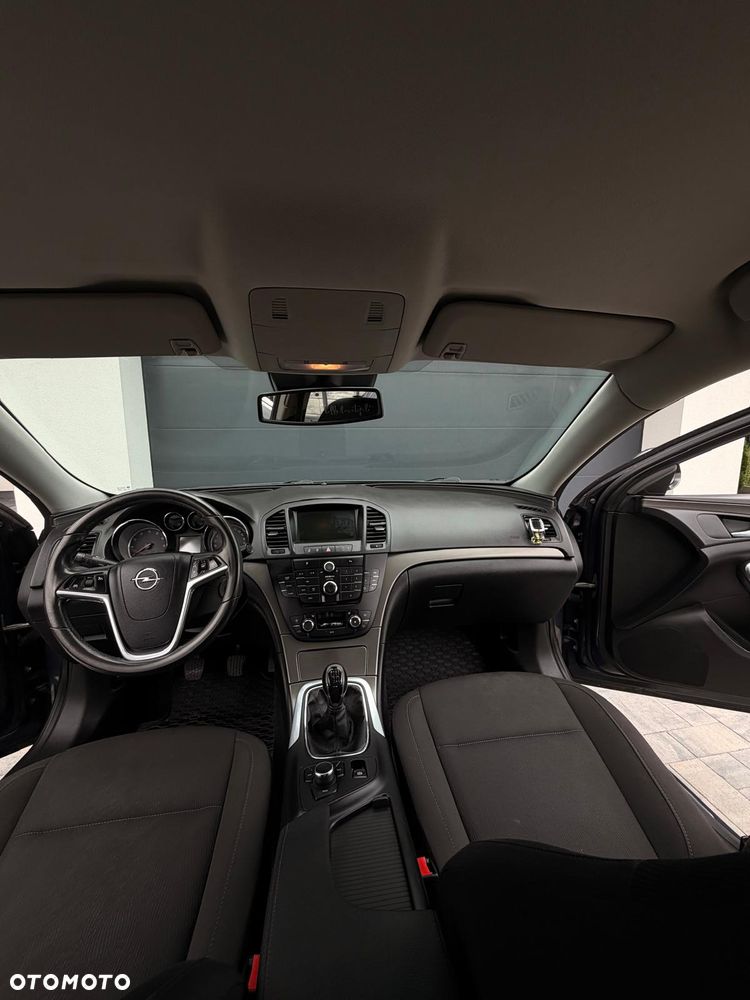 Opel Insignia 1.8 - 15