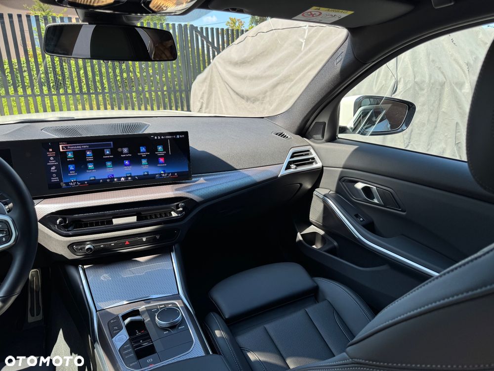 BMW Seria 3 320i M Sport - 19