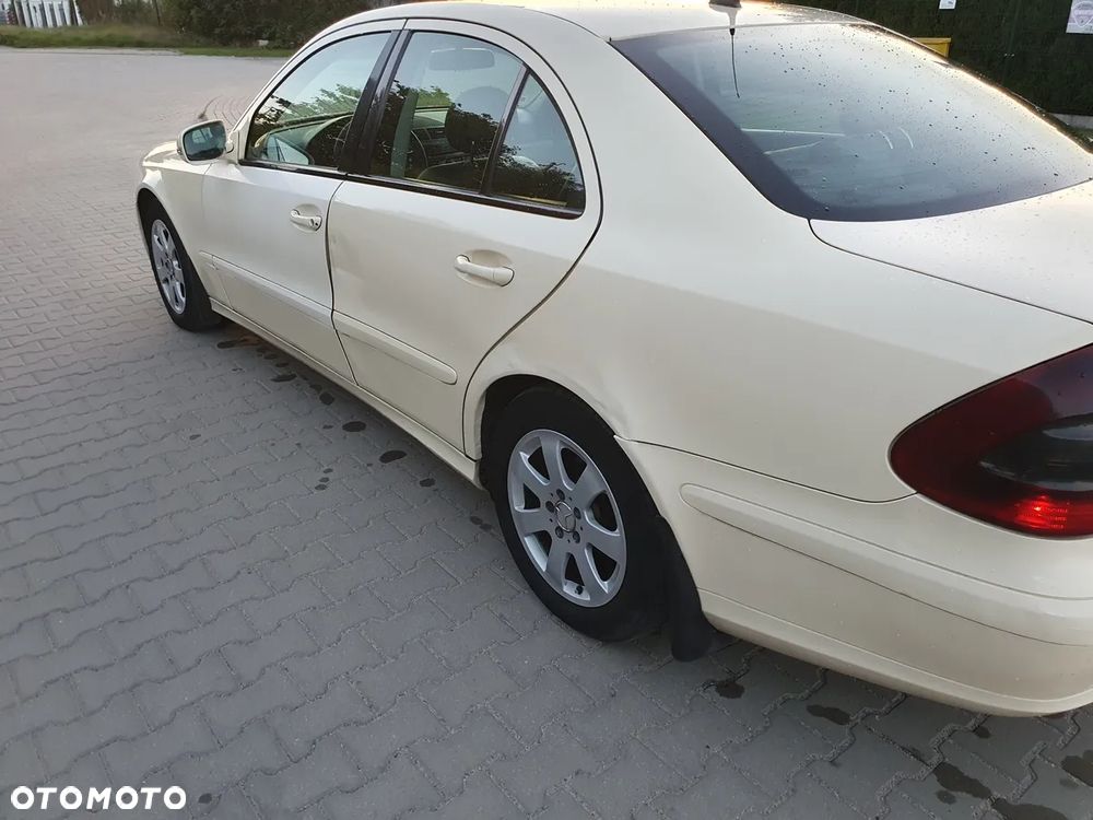 Mercedes-Benz Klasa E - 14