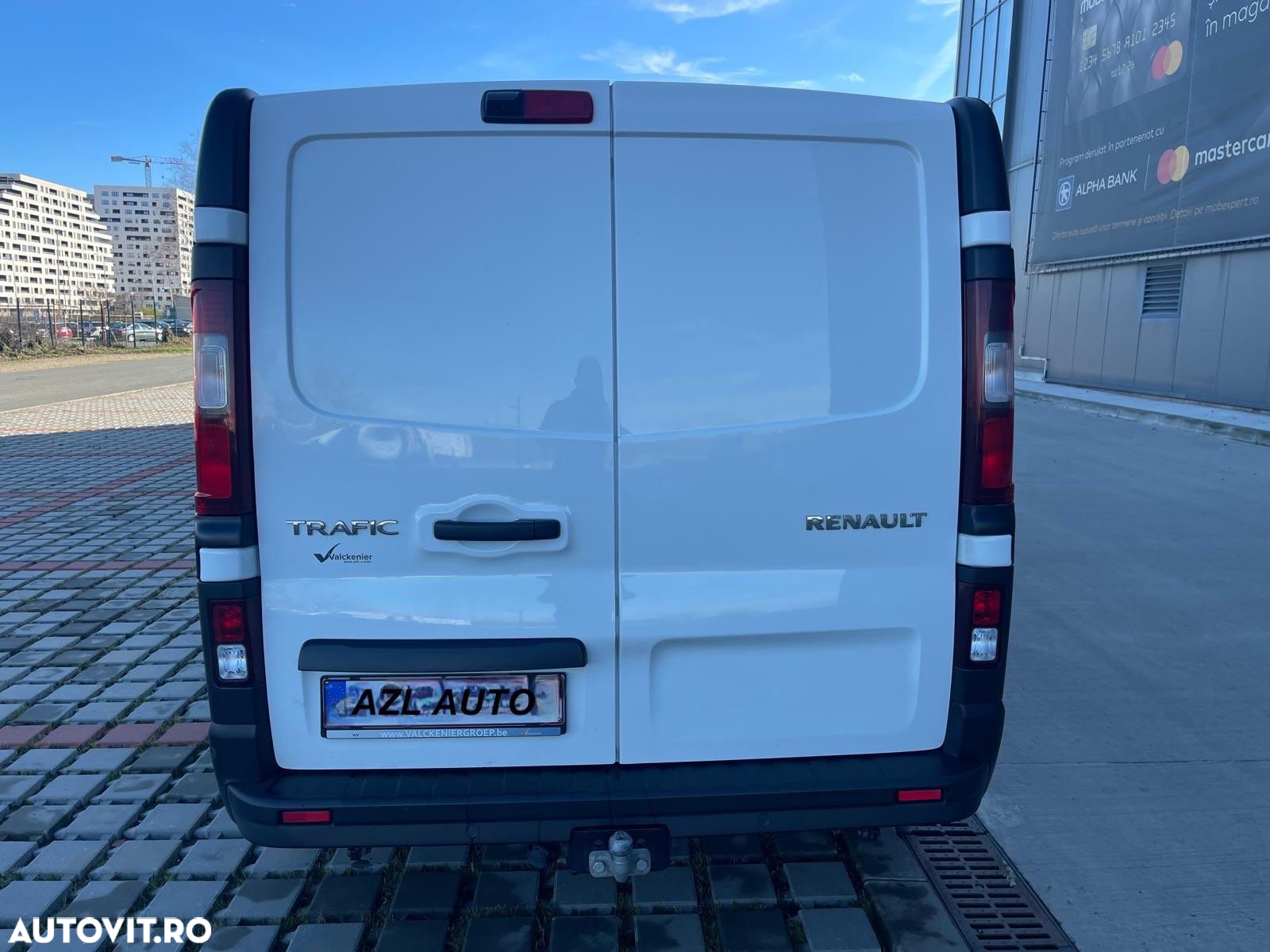 Renault Trafic - 10