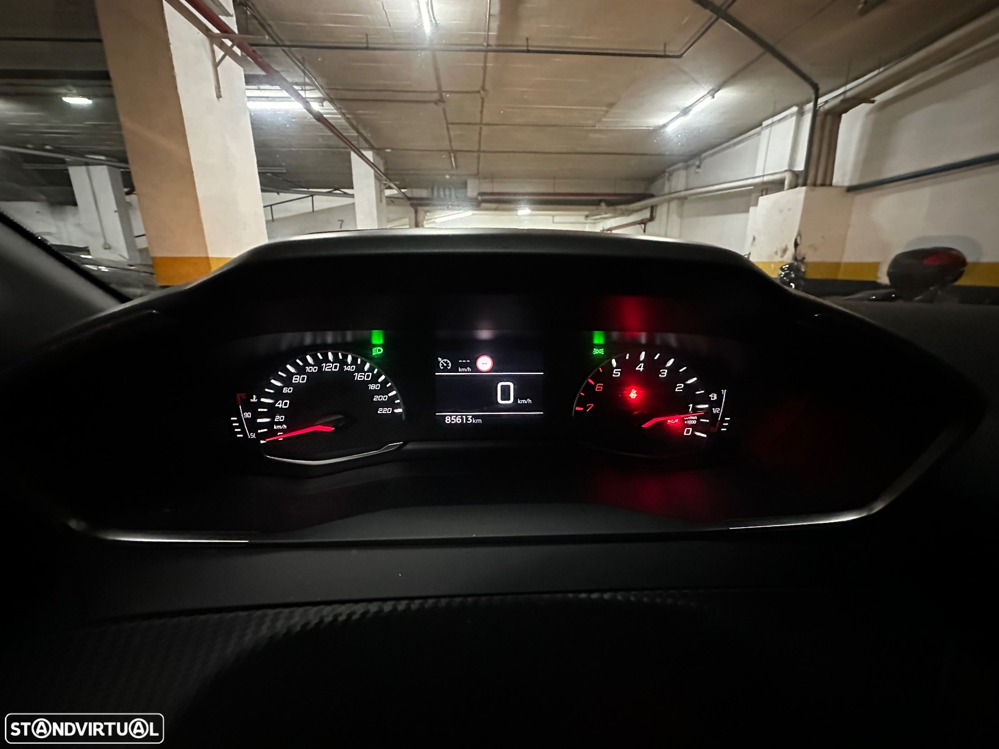 Peugeot 208 1.2 PureTech Active Pack - 22