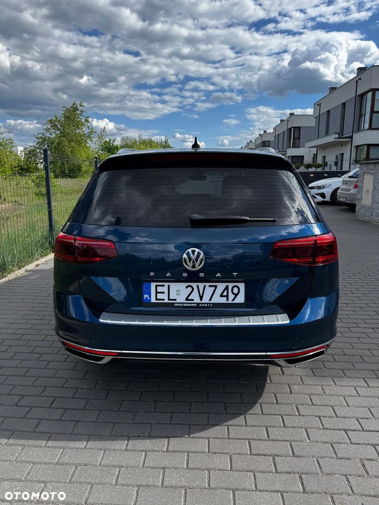 Volkswagen Passat 2.0 TDI Elegance DSG - 6