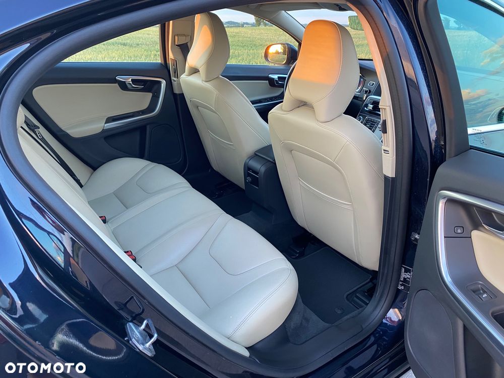 Volvo S60 D4 Drive-E Summum - 10