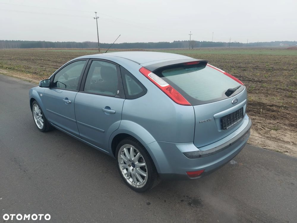 Ford Focus 1.6 Ti-VCT Titanium - 6