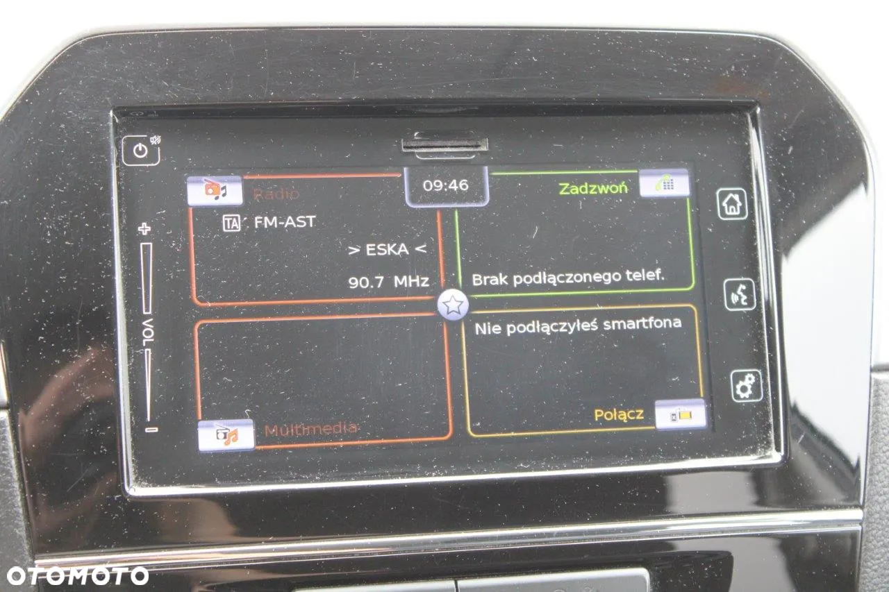 Suzuki Vitara 1.6 Premium 2WD - 23