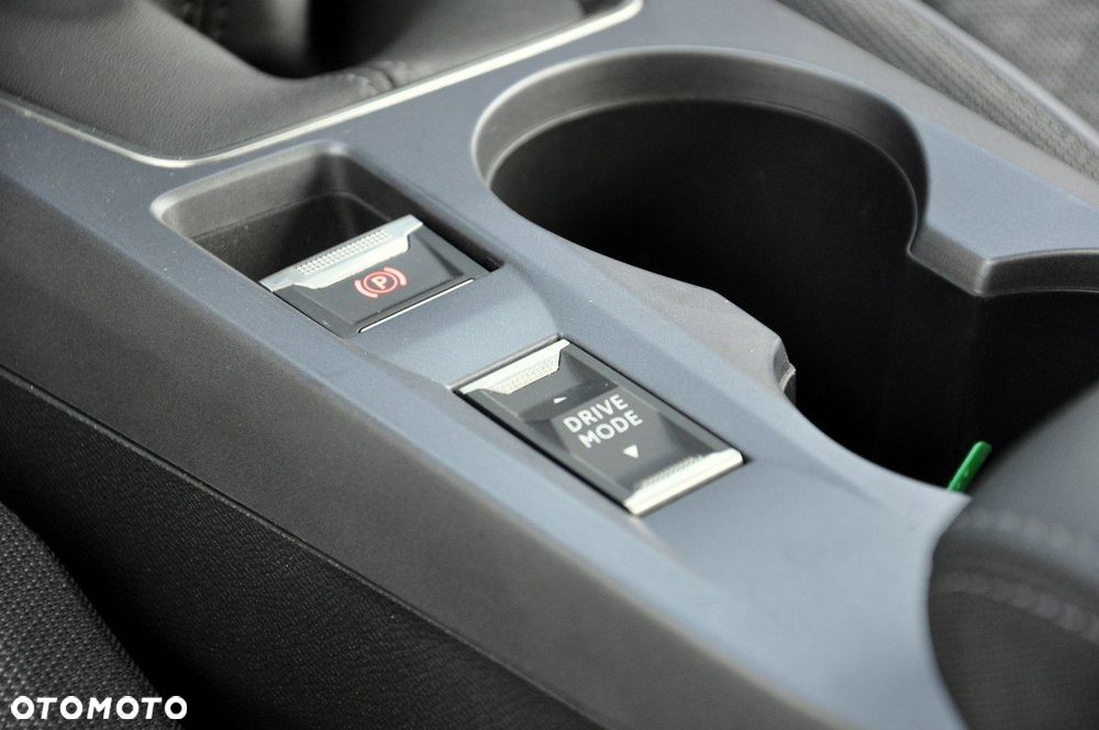 Peugeot 2008 1.5 BlueHDi Active S&S - 16