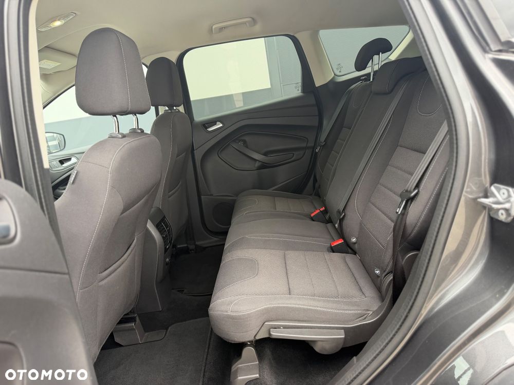 Ford Kuga 2.0 TDCi FWD Titanium - 13
