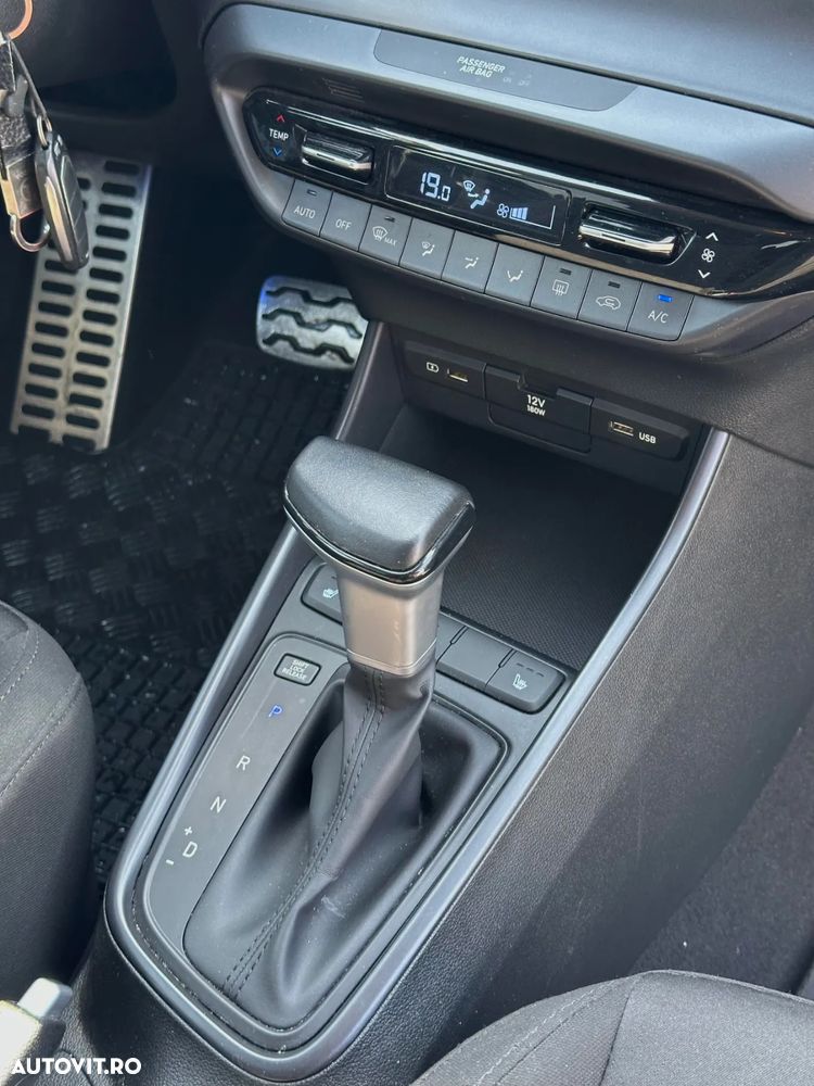 Hyundai Bayon 1.0 T-GDI M-Hybrid 100 CP 7DCT Led Line - 13