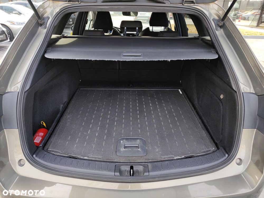 Toyota Corolla 2.0 Hybrid Comfort - 14