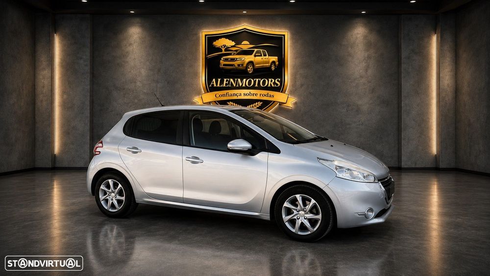 Peugeot 208 1.2 PureTech Active - 4