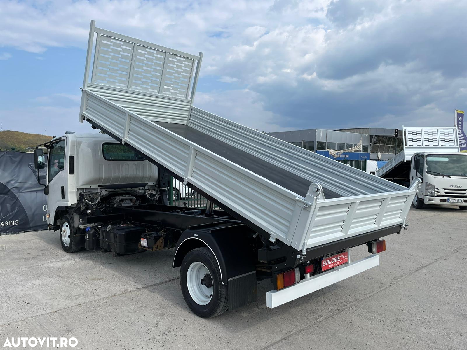 Isuzu N35 BASCULABIL 4.5 m - 17