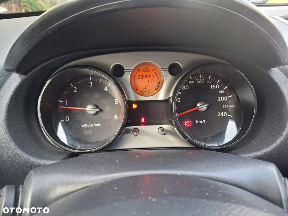 Nissan Qashqai 2.0 dCi 4 x 4 DPF acenta - 24