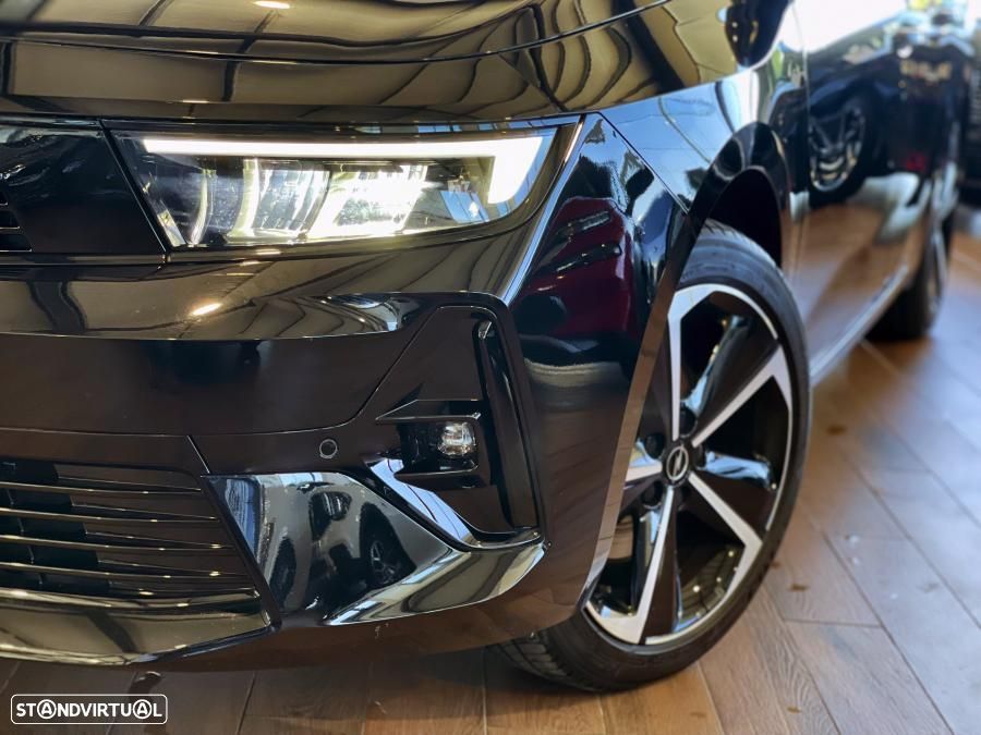 Opel Astra Sports Tourer 1.2 T GS Line - 6