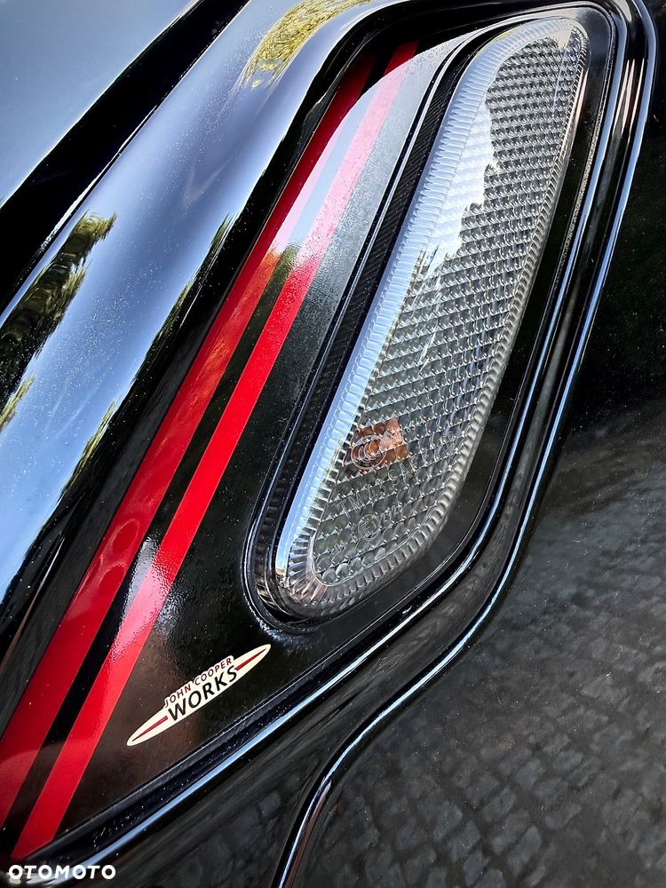 MINI John Cooper Works - 7