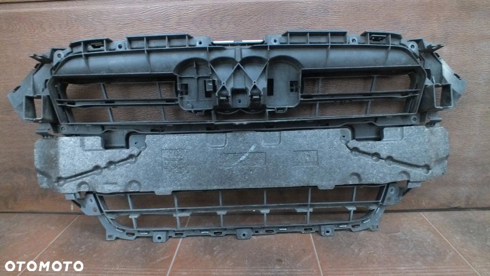 Atrapa zderzaka Audi A4 B9 8K0853651F - 6